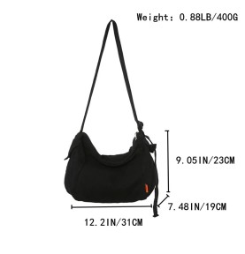 Simple and versatile black canvas shoulder bag