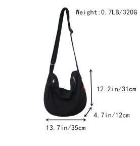 Trendy and functional black shoulder bag